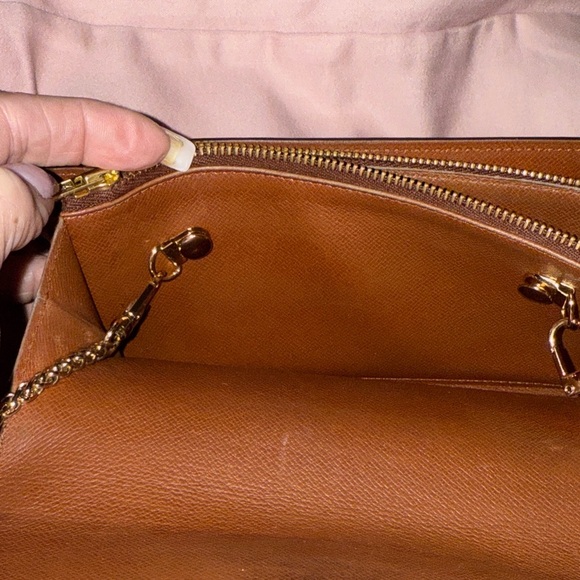 Louis Vuitton Brown and Gold Monogram Clutch - Picture 9 of 10